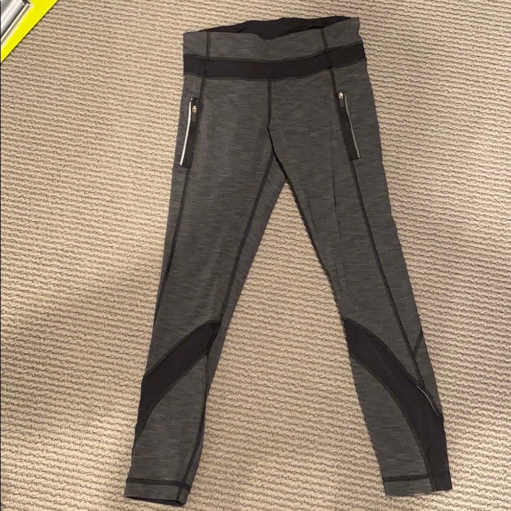 Lululemon mid rise leggings 25inch seam size 4